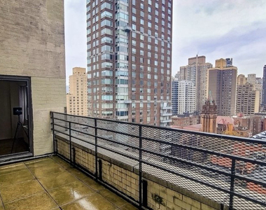 401 East 88th Street - Photo Thumbnail 5
