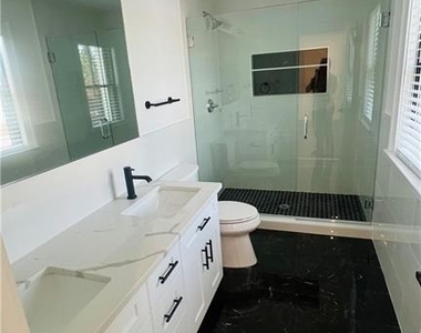 130 Park Avenue - Photo Thumbnail 6