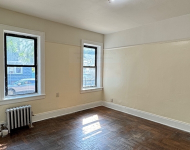 89-32 138th Street - Photo Thumbnail 3