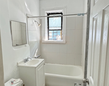 89-32 138th Street - Photo Thumbnail 2