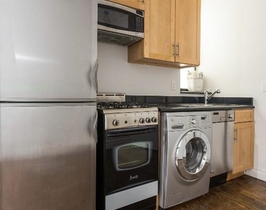 East 23rd Street - Photo Thumbnail 5