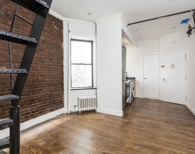 East 23rd Street - Photo Thumbnail 4