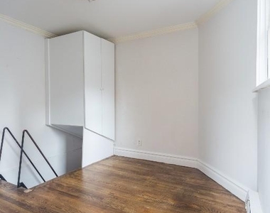 East 23rd Street - Photo Thumbnail 3