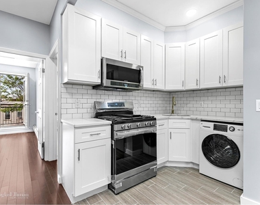 652 58th St - Photo Thumbnail 6