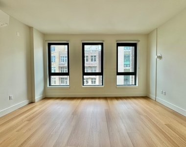 130 Hope Street - Photo Thumbnail 6