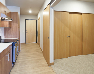 1020 Ne 63rd Street - Photo Thumbnail 5