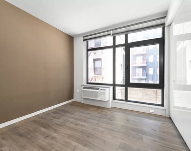 114 Mulberry Street - Photo Thumbnail 4
