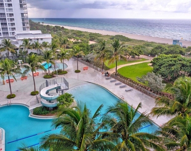 9273 Collins Ave - Photo Thumbnail 9