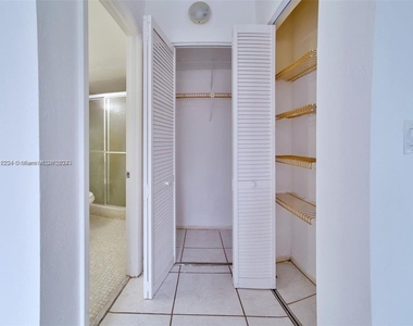 9273 Collins Ave - Photo Thumbnail 16