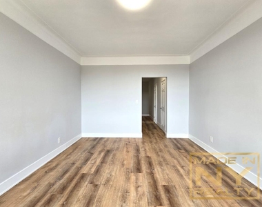 23-06 21st Street - Photo Thumbnail 4