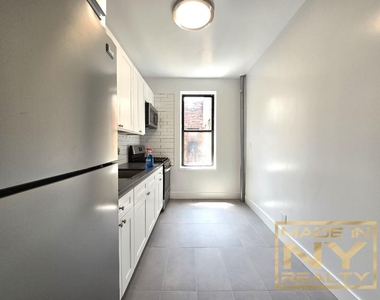 23-06 21st Street - Photo Thumbnail 2