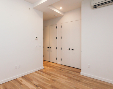 44 Kent Street - Photo Thumbnail 5
