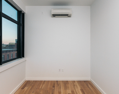 44 Kent Street - Photo Thumbnail 6