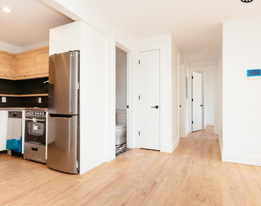 1020 Manhattan Avenue - Photo Thumbnail 1