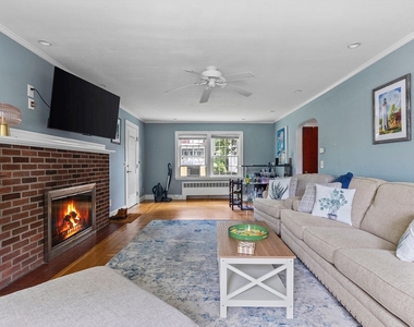 3 Allen Rd - Photo Thumbnail 2