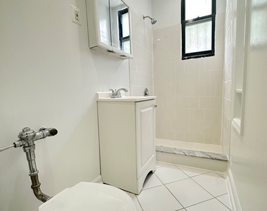 319 East 108th Street - Photo Thumbnail 3