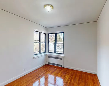 511 West 235th Street - Photo Thumbnail 4