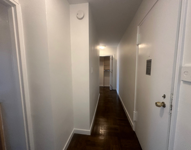 435 East 79th Street - Photo Thumbnail 2