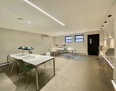 312 Devoe Street - Photo Thumbnail 11