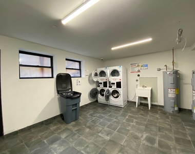 312 Devoe Street - Photo Thumbnail 9