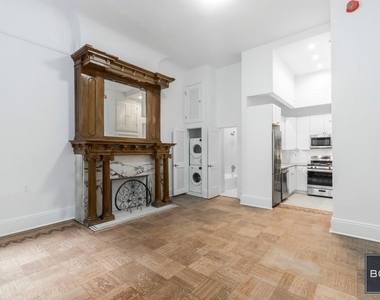 14 West 69th Street - Photo Thumbnail 1