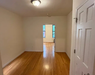 East 83rd Street - Photo Thumbnail 1