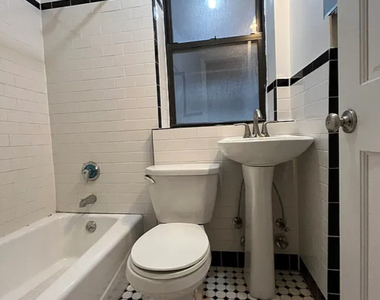 East 83rd Street - Photo Thumbnail 7
