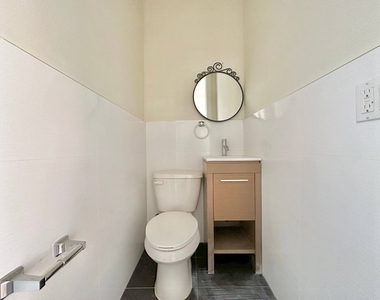 30 Park Street - Photo Thumbnail 11