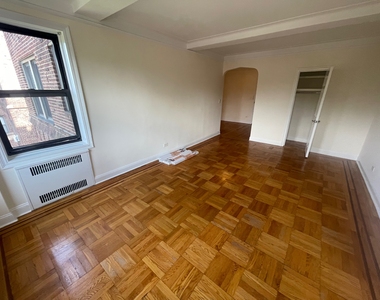 172-90 Highland Avenue - Photo Thumbnail 8