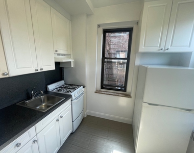 172-90 Highland Avenue - Photo Thumbnail 2