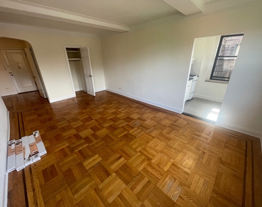 172-90 Highland Avenue - Photo Thumbnail 9