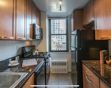 East 27th Street - Photo Thumbnail 2
