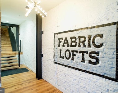 705 S 5th St - Photo Thumbnail 1
