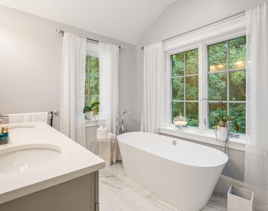 112-114 Carlisle Street - Photo Thumbnail 12