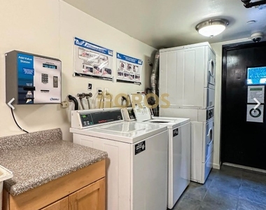 539 East 6th Street - Photo Thumbnail 11