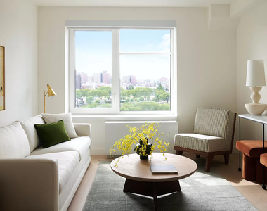 445 Gerard Avenue 445-630 - Photo Thumbnail 12