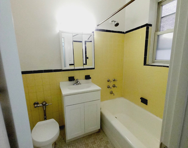 915 East 17th Street - Photo Thumbnail 6