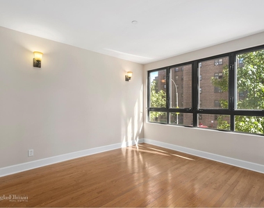 185 York St - Photo Thumbnail 2