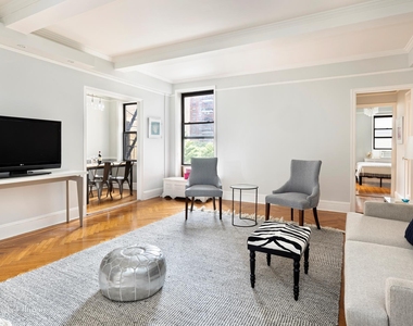 124 W 93rd St - Photo Thumbnail 1