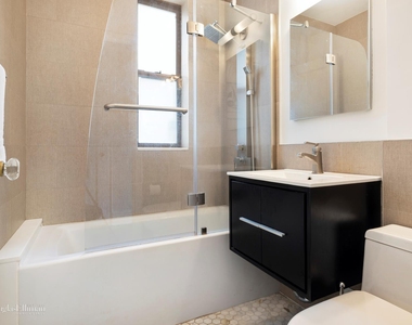 124 W 93rd St - Photo Thumbnail 6