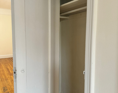 21-6 33rd Street - Photo Thumbnail 9
