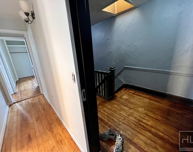 605 Liberty Avenue - Photo Thumbnail 3