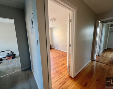 605 Liberty Avenue - Photo Thumbnail 5