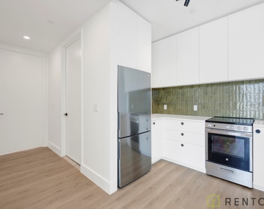 60 Cedar Street - Photo Thumbnail 3