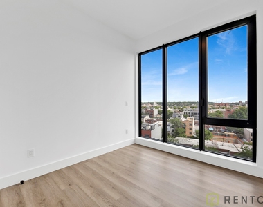 60 Cedar Street - Photo Thumbnail 7