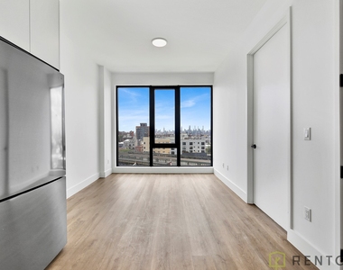 60 Cedar Street - Photo Thumbnail 1