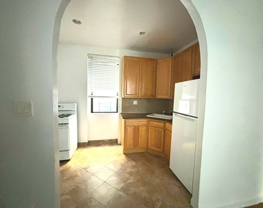 21-16 35th Street - Photo Thumbnail 2