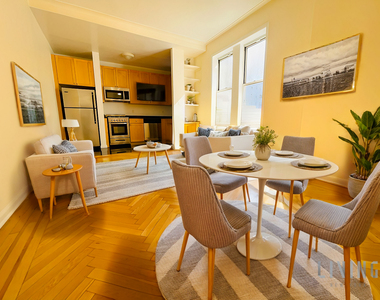 117 West 13th Street - Photo Thumbnail 0