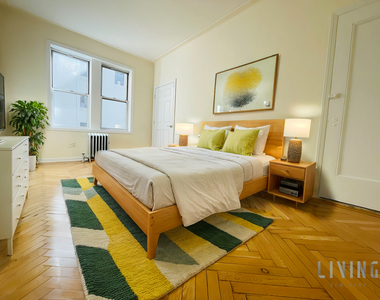117 West 13th Street - Photo Thumbnail 1