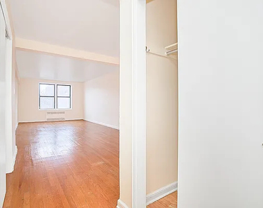 35-65 86th Street - Photo Thumbnail 3